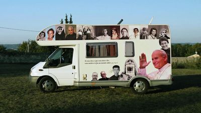 "Holybus" - Im Namen des Herren durch die ganze Welt