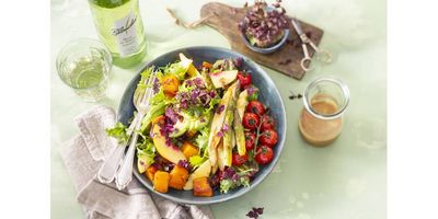 Doch welche Sorte Wein passt am besten zu Spargel-Gerichten Blanchet verraet