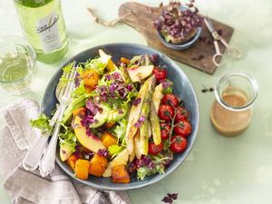 Doch welche Sorte Wein passt am besten zu Spargel-Gerichten Blanchet verraet