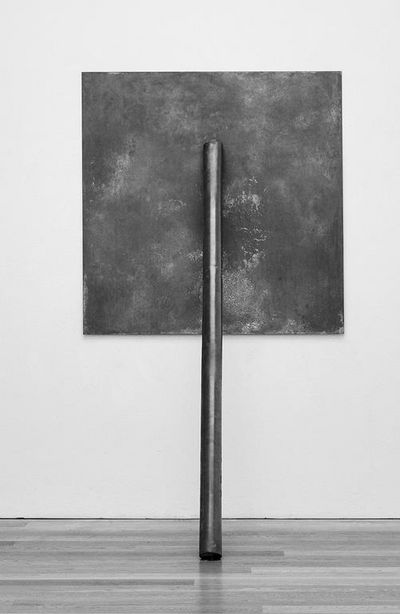 Richard Serra, Prop, Ausstellungsansicht im Museum Wiesbaden, 2017 Richard Serra, Prop, Ausstellungsansicht im Museum Wiesbaden, 2017