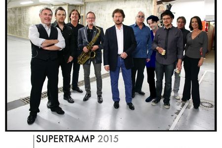 Suptertram geben Konzert in Deutschland