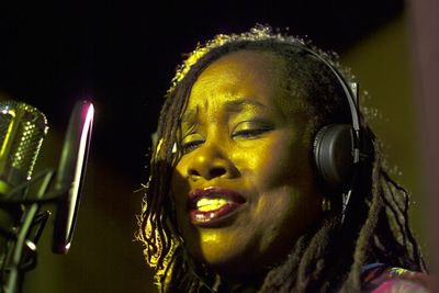 Konzert Jazz: Denise King feat. Olivier Hutman Trio am 2. April im Jazzclub Unterfahrt