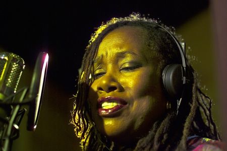 Konzert Jazz: Denise King feat. Olivier Hutman Trio am 2. April im Jazzclub Unterfahrt
