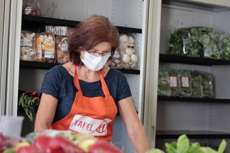 Rund zwei Millionen von Armut betroffene Menschen nehmen das Angebot der Tafeln in Deutschland wahr