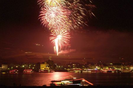 Rhein in Flammen.