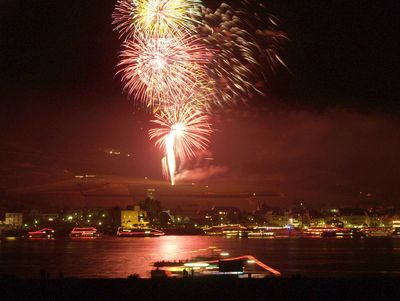 Rhein in Flammen.