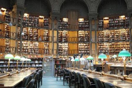 "Google und die Macht des Wissens" - Wie Google Bücher und damit Wissen digitalisiert