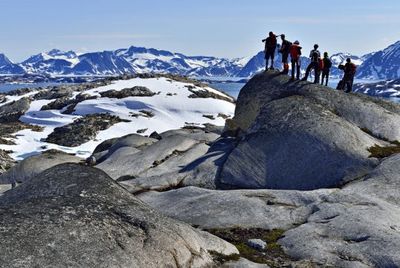Seit 25 Jahren entdecken Reisende mit Hauser Exkursionen die unberuehrten Landschaften Ostgroenlands