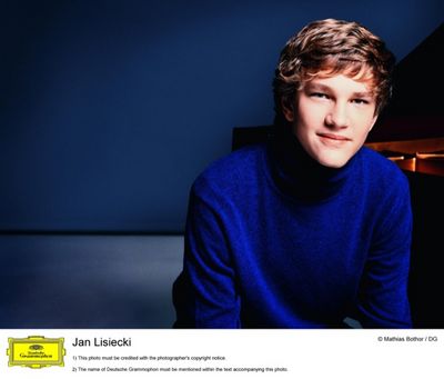Konzert Klassik: Klavier-Jungstar Jan Lisiecki mit Philharmonia Prag bei Pro Arte zu Gast in der Philharmonie Essen