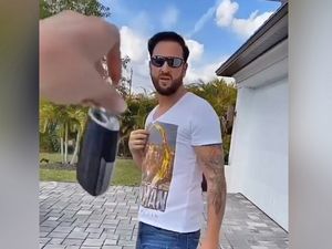 Michael Wendler ist mit Sicherheit kein Verschwoerungstheoretiker Michael Wendler ist mit Sicherheit kein Verschwoerungstheoretiker