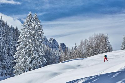 Die Skitour auf den Auerling in den Gailtaler Alpen ist die einfachste Route in den Lienzer Dolomiten. Landschaftlich und skigeländetechnisch eine sehr empfehlenswerte Tour in Osttirol/Österreich