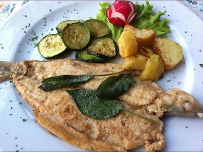 Fischgenuss am Lago Maggiore, der Felchen auf dem Teller