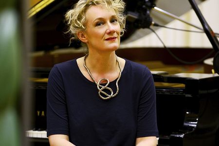 Pianistin Julia Huelsmann