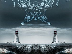 Traumwelten im Surrealismus, zerfließende Gegenstaende, seltsame Mischwesen und grotesk verzerrte Gebaeude und Landschaften Traumwelten im Surrealismus, zerfließende Gegenstaende, seltsame Mischwesen und grotesk verzerrte Gebaeude und Landschaften
