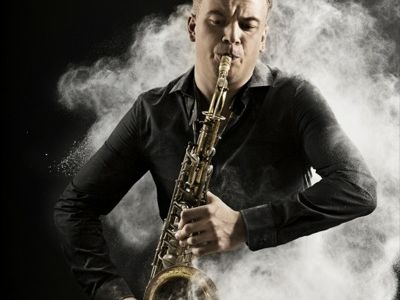 Marius Neset gibt Konzert im Jazzclub Unterfahrt Muenchen