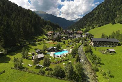 Hoteldorf Gruener Baum bei Bad Gastein Hoteldorf Gruener Baum bei Bad Gastein