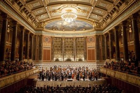 Foto aus Richard Strauss Vier letzte Lieder fuer Singstimme und Orchester Richard Strauss Eine Alpensinfonie
