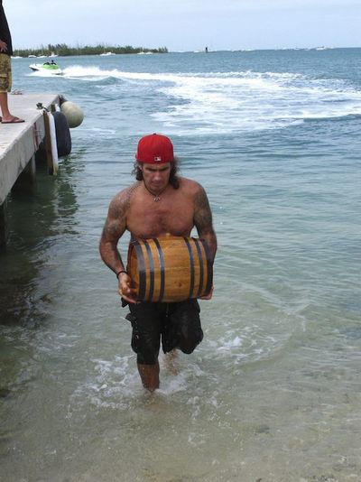 Essen und Trinken Florida Keys Besitzer der Rum-Destillerie Essen und Trinken Florida Keys Besitzer der Rum-Destillerie