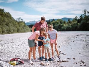 Manche Touren sind ein Abenteuer für die ganze Familie Manche Touren sind ein Abenteuer für die ganze Familie