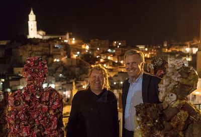 HA Schult und Christian Wulff in Matera