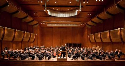 New York Philharmonic & Gilbert bei den Festspielen in Dresden