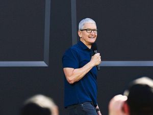 Tim Cook: Auf der Event-Bühne dynamischer als bei der Formel 1 Tim Cook: Auf der Event-Bühne dynamischer als bei der Formel 1