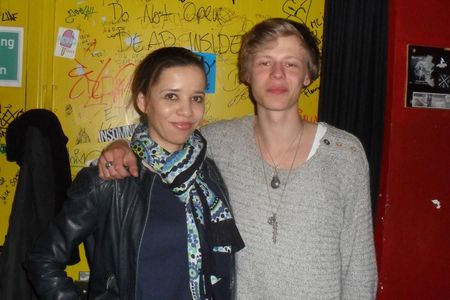 Michaela Boland trifft Jesper Munk auf seiner Konzerttournee