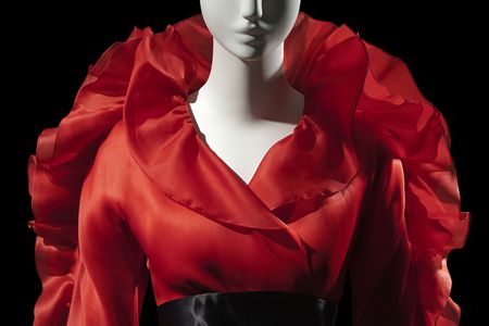 "Fashion Designers A-Z" - Die 100 maßgebenden Modeschöpfer des 20. und 21. Jahrhunderts und ihre wichtigsten Entwürfe