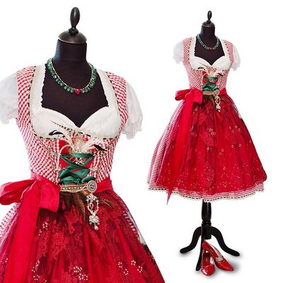 Romantische Dirndl von TaliBoelt® Couture Romantische Dirndl von TaliBoelt® Couture