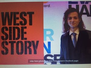 Nach einer umfangreichen Suche spielt Mike Faist in Steven Spielbergs WEST SIDE STORY den Anfuehrer der Jets