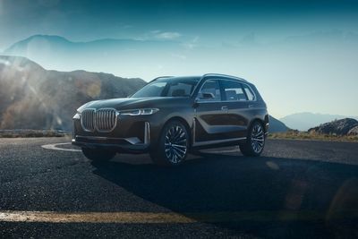 Der BMW Concept X7 i Performance feiert seine Weltpremiere auf der IAA