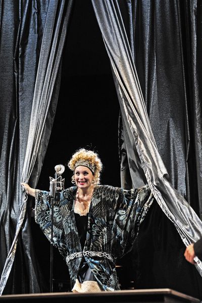 Die Csardasfuerstin operette theater freiburg Die Csardasfuerstin operette theater freiburg
