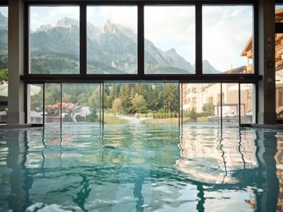 Indoor- und Outdoorpool im Forsthofgut in Leongang