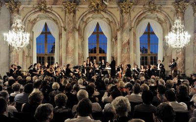 Musikfestival: „Herr Mozart tanzt“ in barockem Ambiente auf dem Mozartfest Wüzburg
