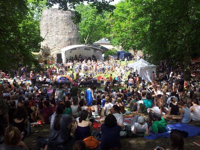 Buehne des Open Ohr Festivals auf der Zitadelle Mainz