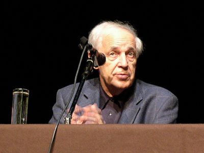 Komponist, Dirigent und Musiktheoretiker Pierre Boulez