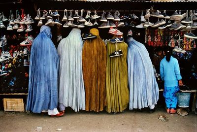 Überblick über das farbgewaltige Werk des Bildjournalisten Ste­ve McCurry