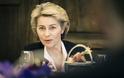 Verteidigungsministerium von Ursula von der Leyen hat ein Problem mit beratern