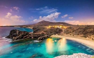 Die Bar El Chiringuito befindet sich im aeußersten Sueden Lanzarotes inmitten unberuehrter Natur
