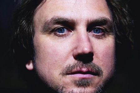 Der Preis für schauspielerische Leistungen Bekanntheit und Anerkennung im internationalen Film- und TV-Geschehen geht an Lars Eidinger