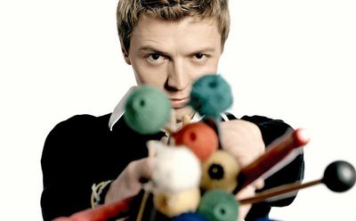 Konzert Klassik: "Schlagzeugfeuerwerk" mit Martin Grubinger, Tan Dun und dem NDR Sinfonieorchester