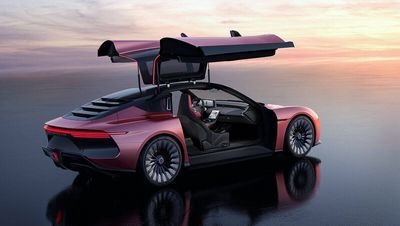 DeLorean EV Alpha5: Vor allem die Flügeltüren erinnern an früher