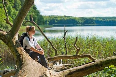 Ruhepause im Land der 1000 Seen den Wummsee umrunden Reisende auf der letzten Etappe des Pilgerwegs zwischen Diemitz und Mirow
