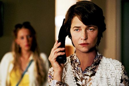 Swimming Pool - Psychokrimi von François Ozon ("In ihrem Haus")