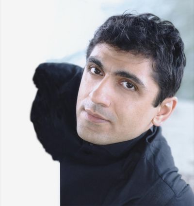 Vardan Mamikonian gibt Konzert in Frankfurt