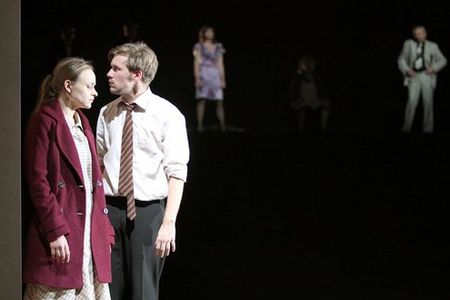 theater in Frankfurt: Kleiner Mann - was nun? - In einer Fassung von Michael Thalheimer und Sibylle Baschung bis zum 17.4.2013