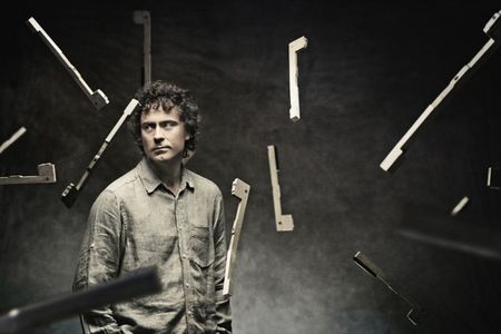Paul Lewis gibt Konzert in Berlin