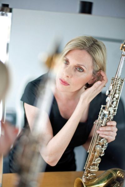 Carolyn Breuer ist dynamisch Carolyn Breuer ist dynamisch