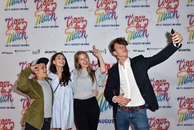 Flora Li Thiemann und Emily Kusche sind im Film TIGERMILCH auf dem Sprung ins Leben