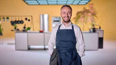 Der erste Fernsehmoderator in der Geschichte des ZDF, der den Sender aufwendig überreden musste, eine Kochshow machen zu dürfen